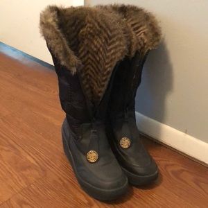 JUICY COUTURE WINTER BOOTS
